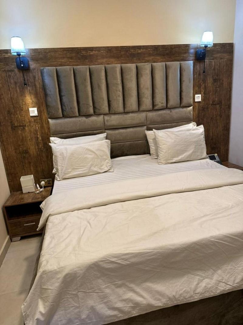 Juliet S Place Residence Hotels image