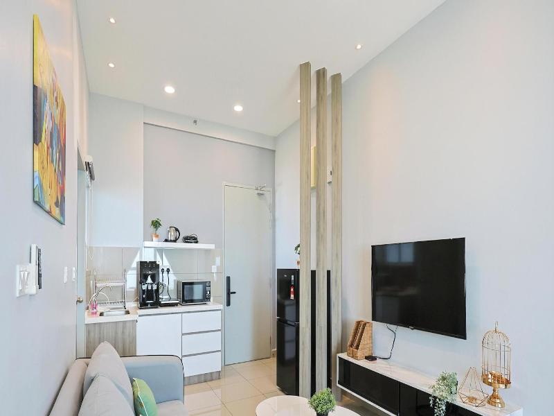 Amber Cove Residence By I Housing image