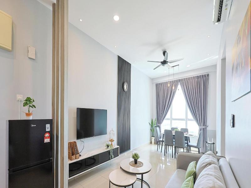 Amber Cove Residence By I Housing image
