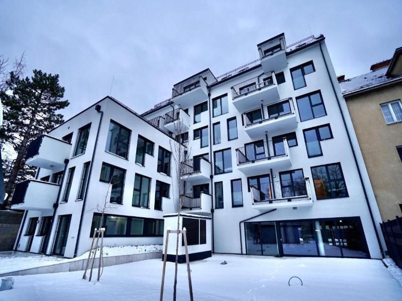 Dm S Apartment image