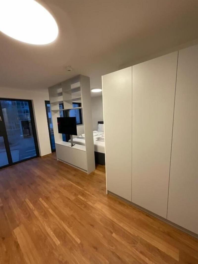 Dm S Apartment image