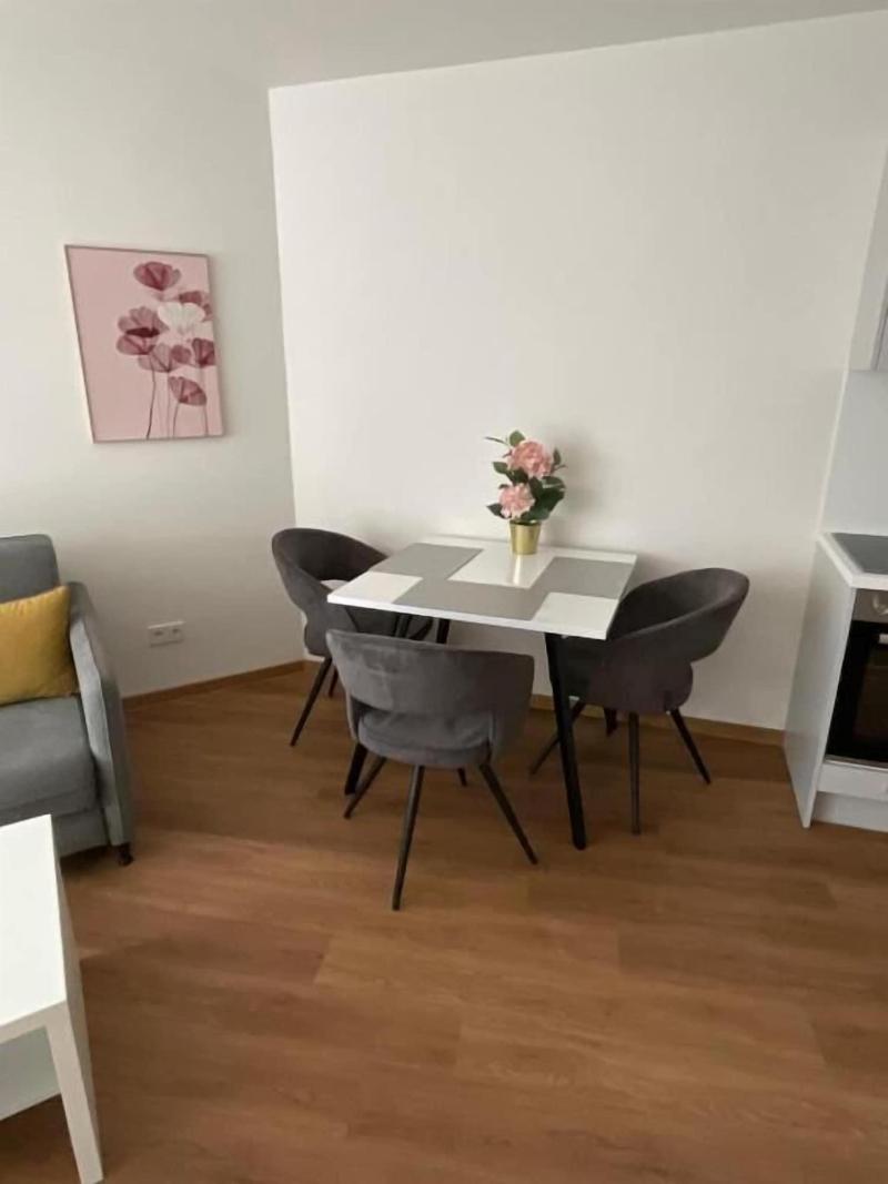 Dm S Apartment image