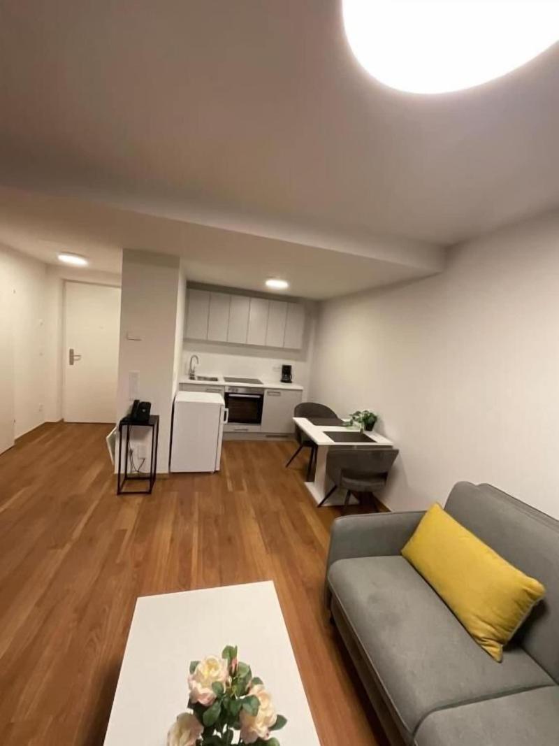 Dm S Apartment image