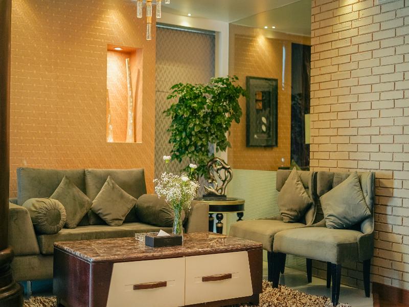 Hotel Peninsula Grand image