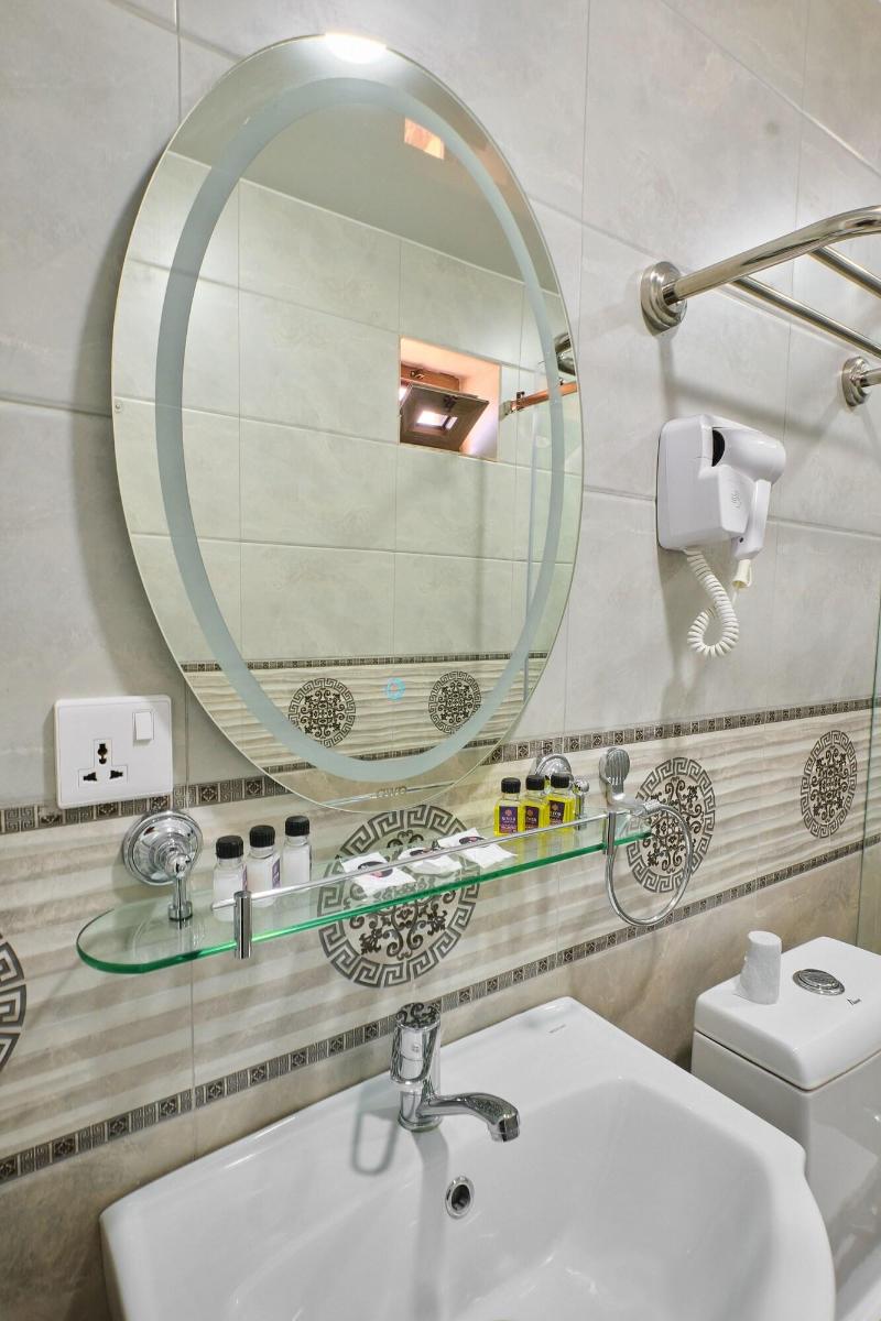 Samaria Hotel And Spa image