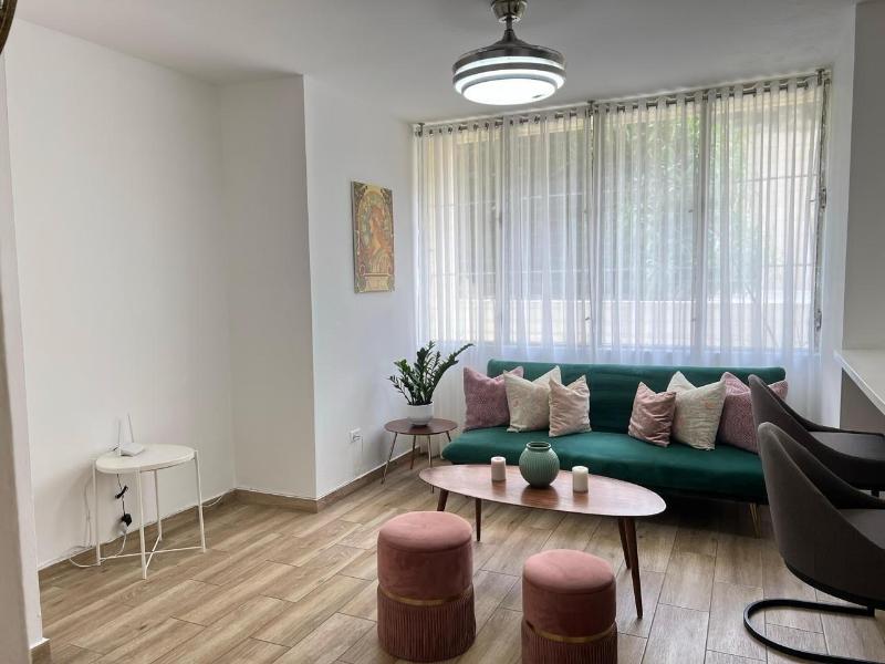 Short Term Residences image