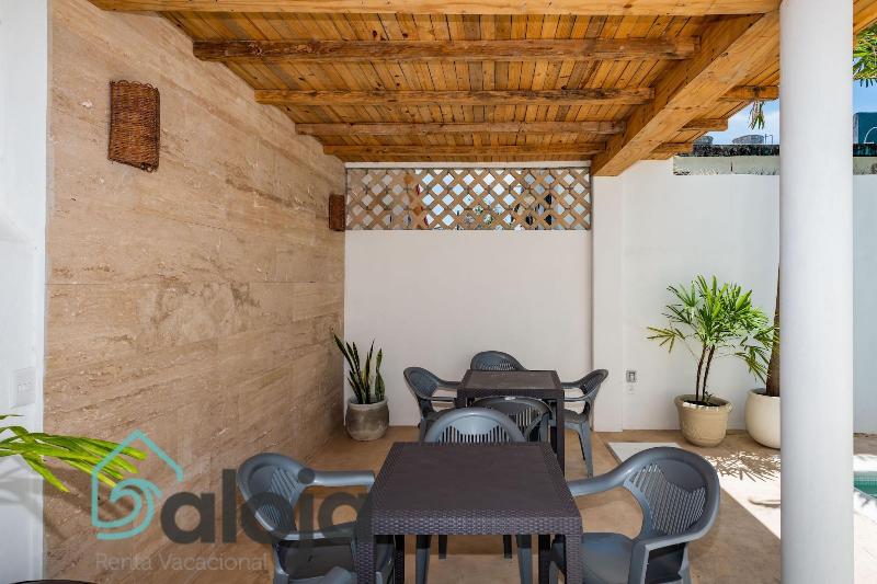 Vica Guest House image