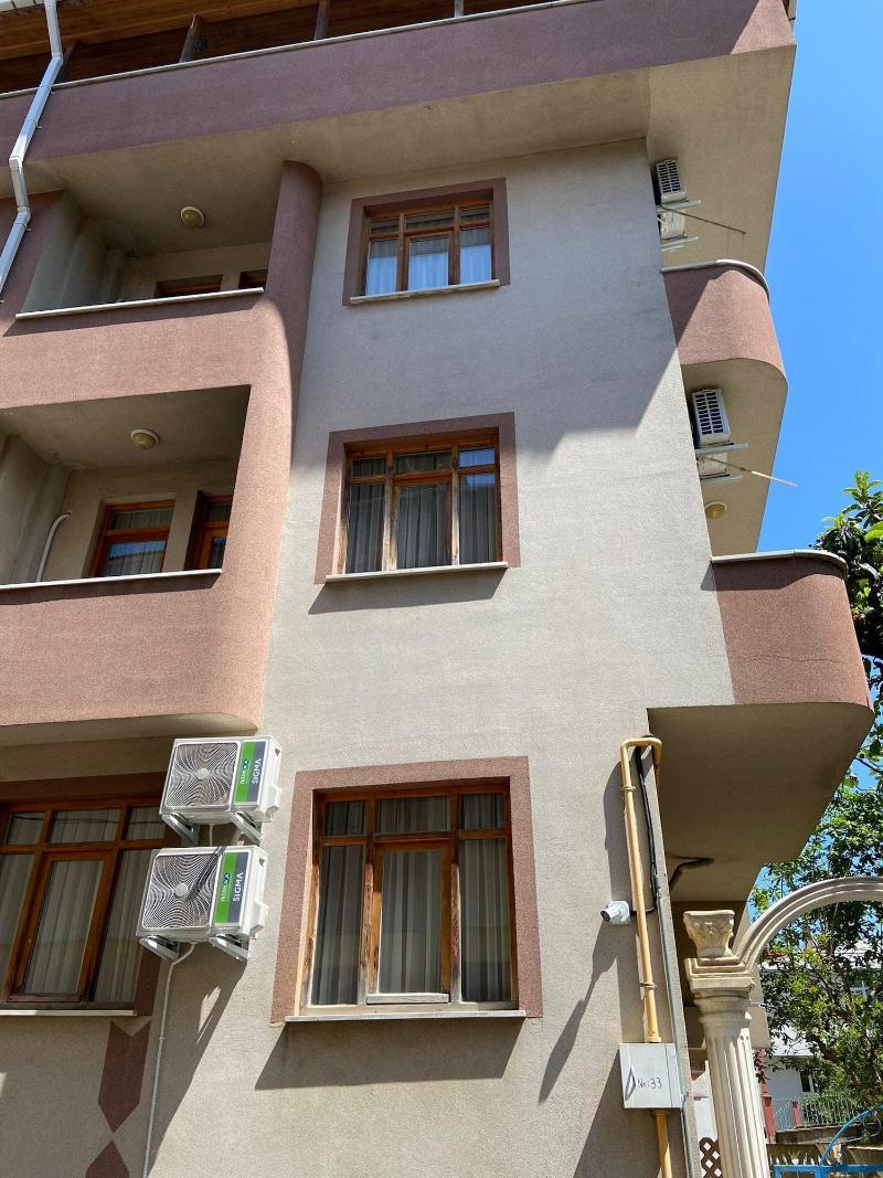 Altuncu image