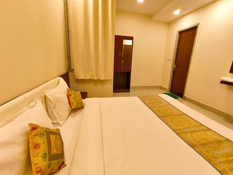 Hotel Veer Palace image