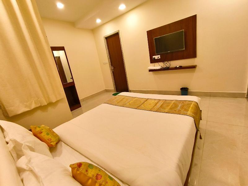Hotel Veer Palace image