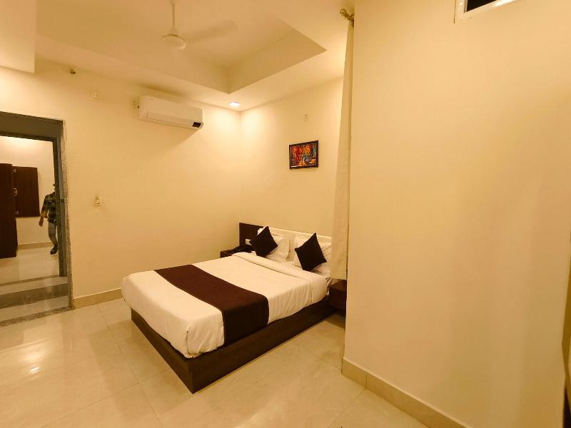Hotel Veer Palace image