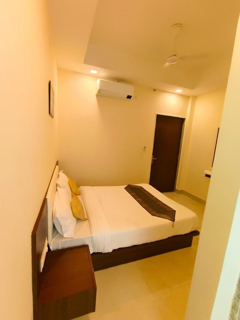 Hotel Veer Palace image