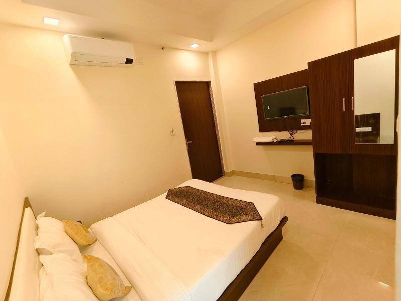 Hotel Veer Palace image