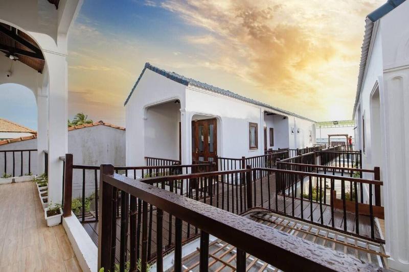 The Poplar Resort image