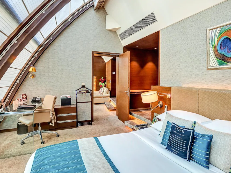 Sahara Star image