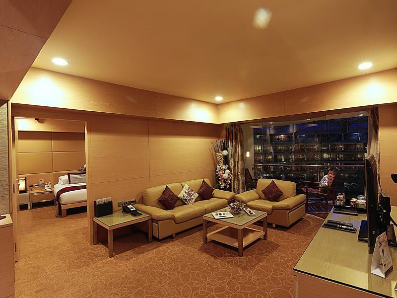 Sahara Star image