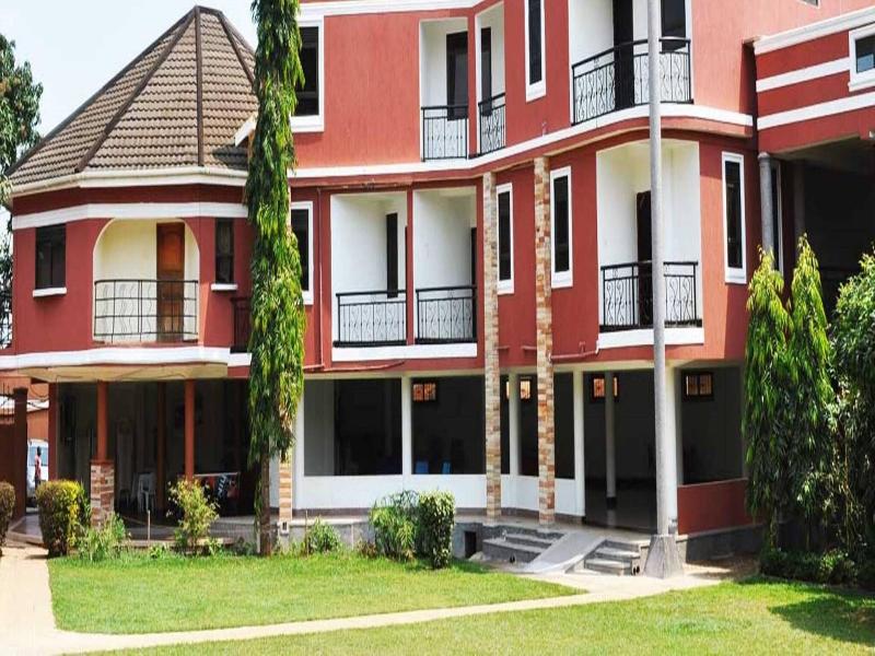 De Place Hotel Hoima