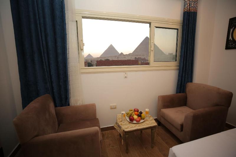 Zeina Pyramids Inn image
