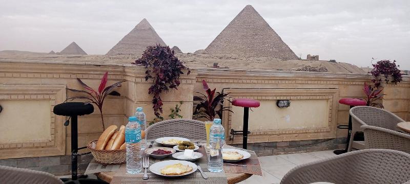 Zeina Pyramids Inn image