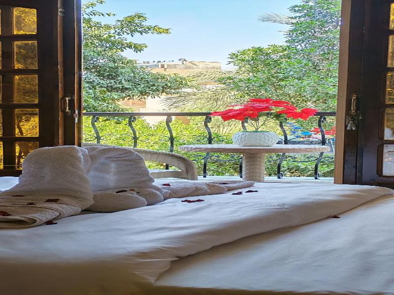 Zeina Pyramids Inn image