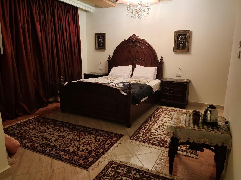 Zeina Pyramids Inn image