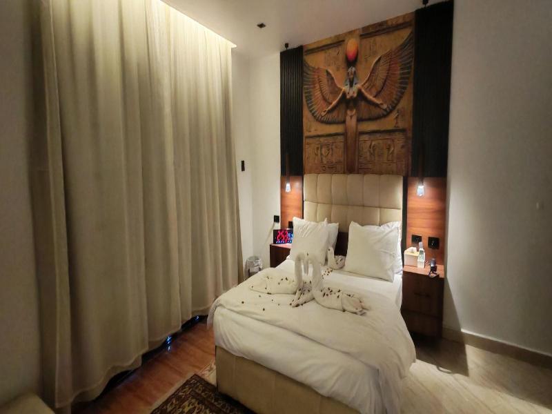 Zeina Pyramids Inn image