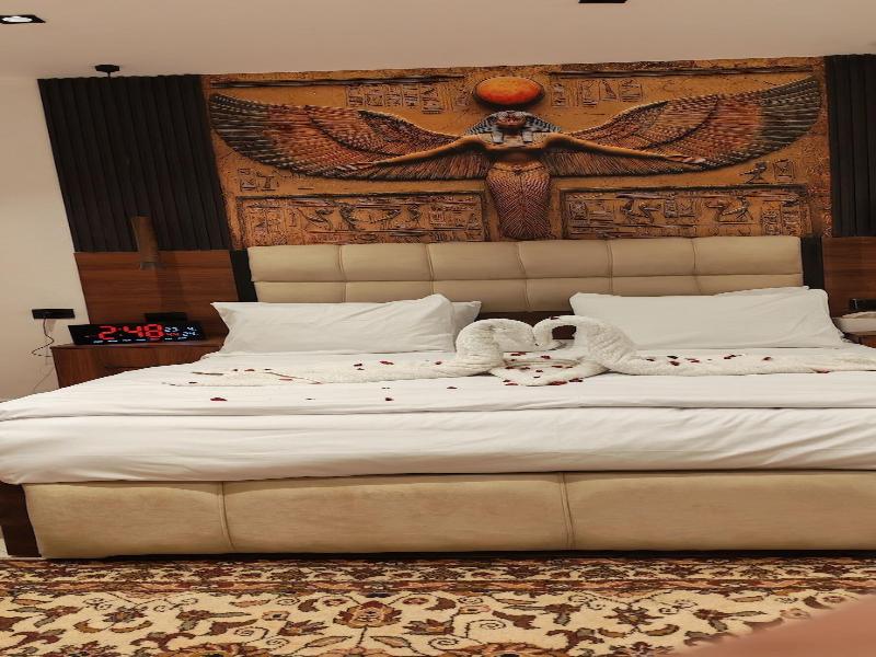 Zeina Pyramids Inn image