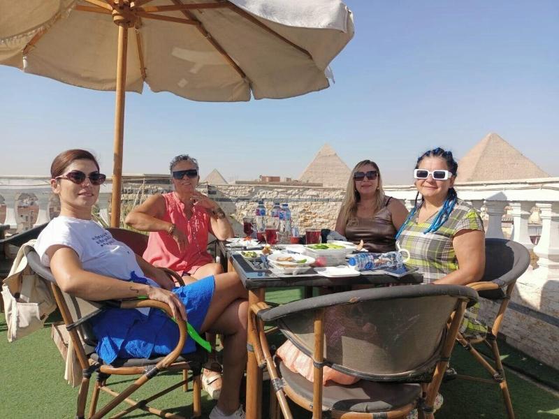 Pyramids Stars View Inn image