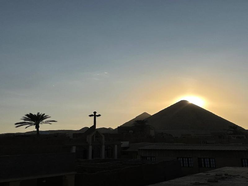Osiris Pyramids View Inn image