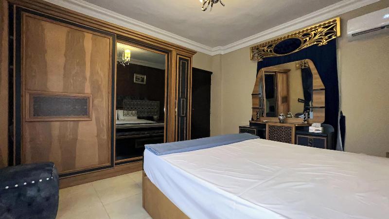 Osiris Pyramids View Inn image