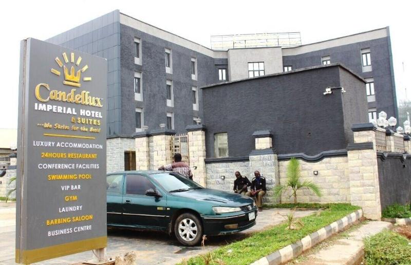Candellux Imperial Hotel And Suites