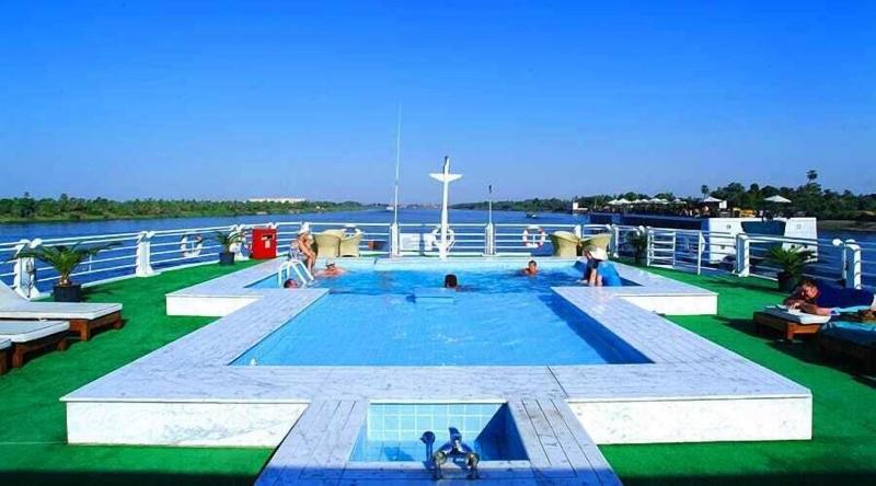 Nile Cruise From Aswoan 3 Nights image