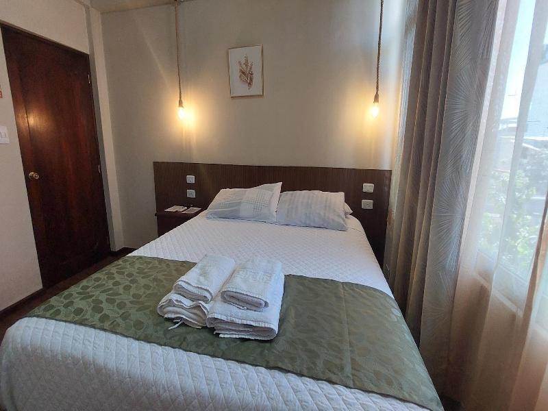 Hotel Islas Galapagos image