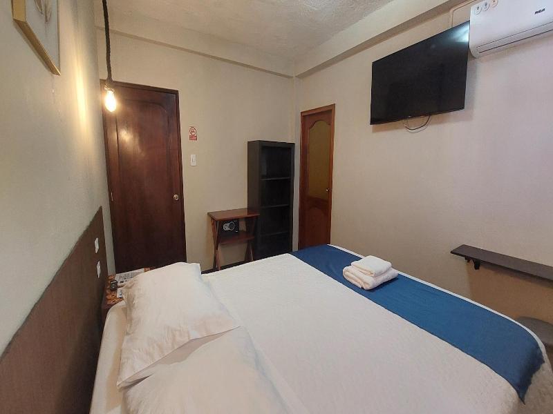 Hotel Islas Galapagos image