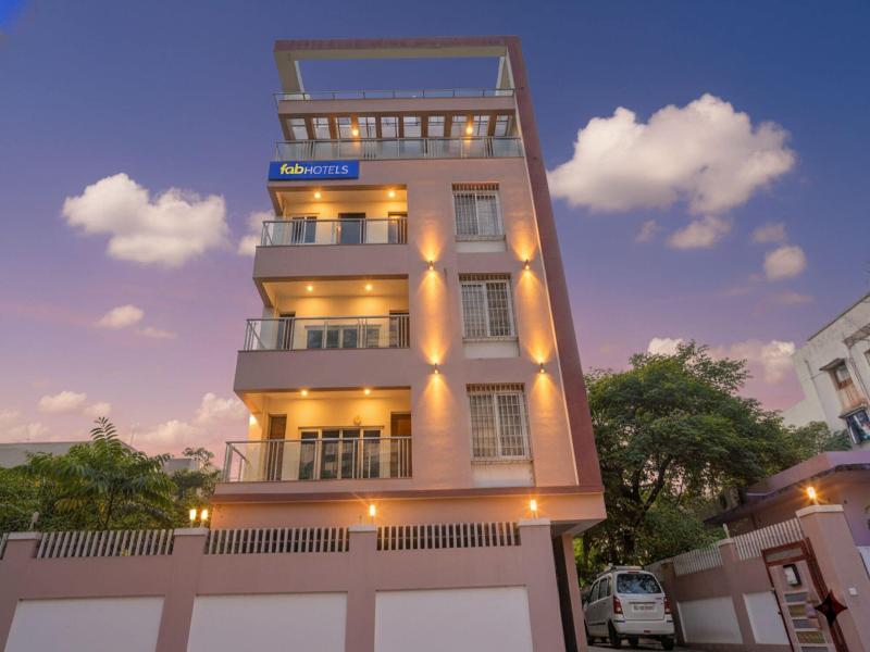 Fabhotel Rudra Residency image