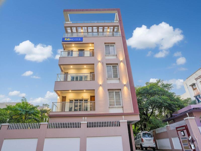 Fabhotel Rudra Residency image
