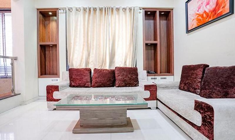 Fabhotel Rudra Residency image