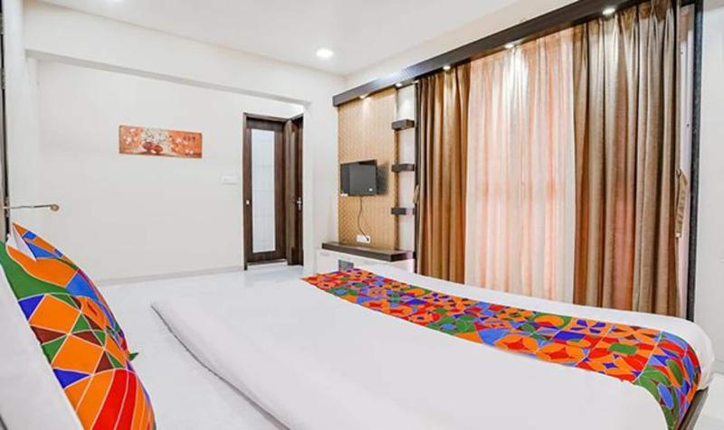 Fabhotel Rudra Residency image