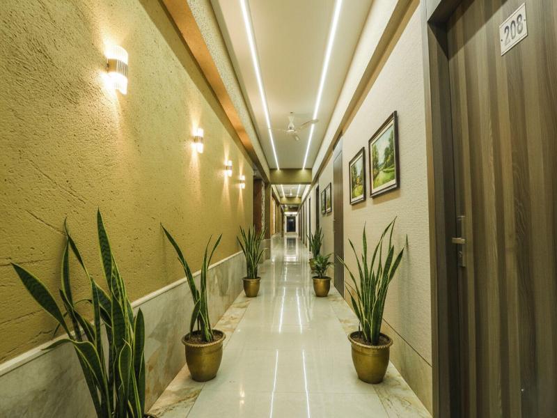 Fabhotel Prime The Thane Club image