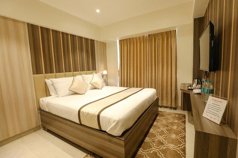 Fabhotel Prime The Thane Club image