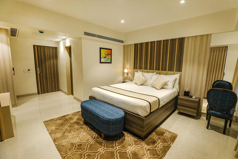 Fabhotel Prime The Thane Club image