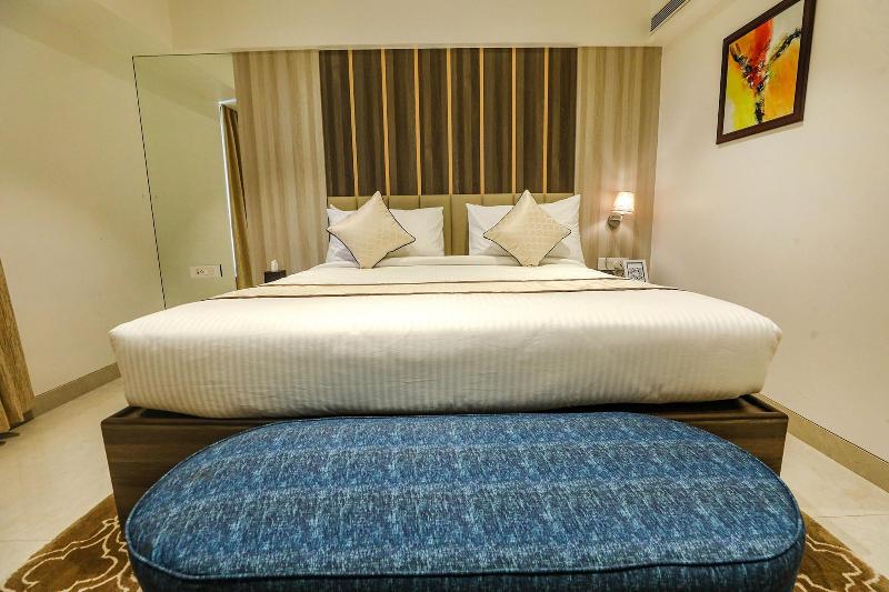 Fabhotel Prime The Thane Club image
