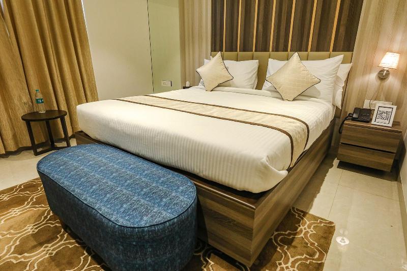 Fabhotel Prime The Thane Club image