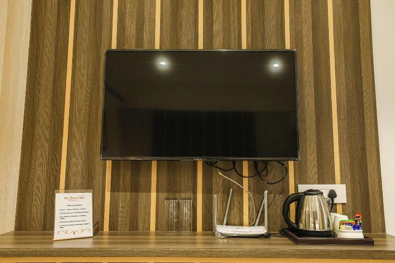 Fabhotel Prime The Thane Club image