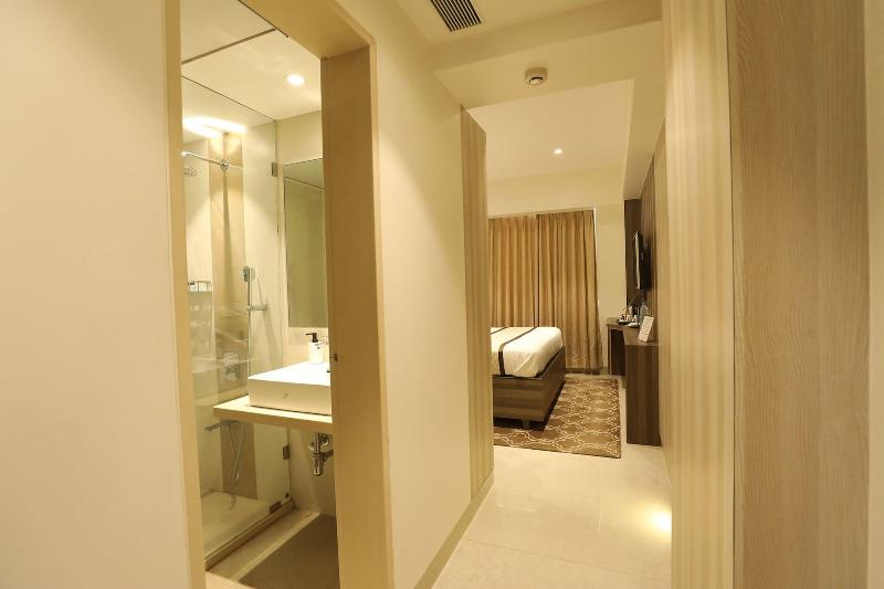Fabhotel Prime The Thane Club image