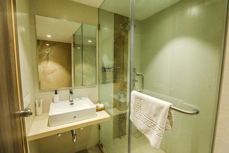 Fabhotel Prime The Thane Club image