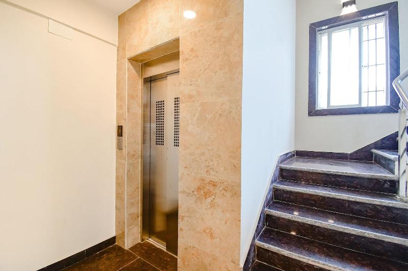 Fabhotel Dream World Residency image