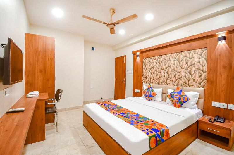 Fabhotel Dream World Residency image