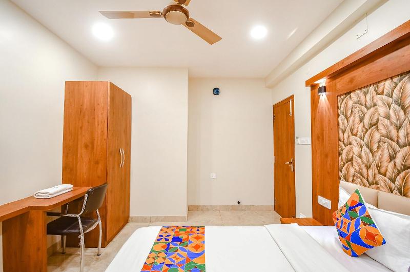Fabhotel Dream World Residency image
