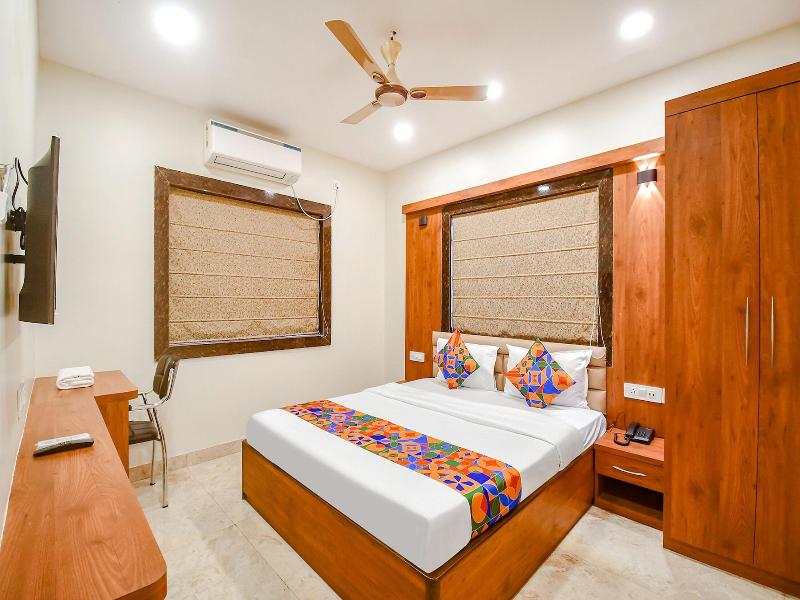 Fabhotel Dream World Residency image